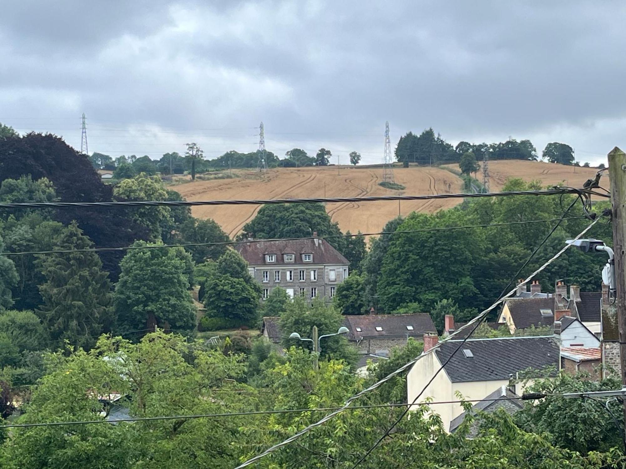 Chateau Anaselle Condé-sur-Noireau Buitenkant foto